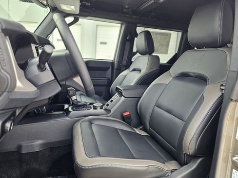 New 2026 Ford Bronco Outer Banks image 13