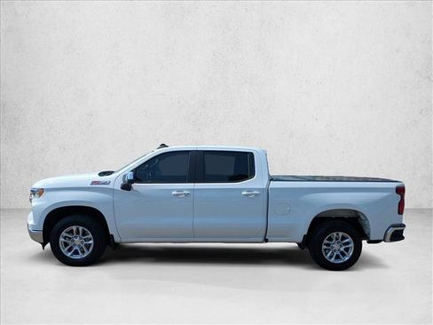 Used 2023 Chevrolet Silverado 1500 LT w/ Z71 Off-Road Package AWD/4WD image 8