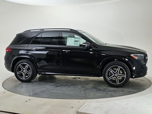 New 2026 Mercedes-Benz GLE 350 4MATIC image 2