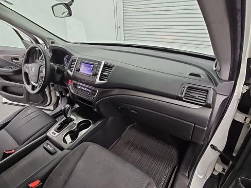 Used 2019 Honda Ridgeline Sport image 36