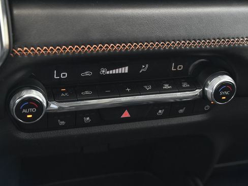 Certified 2025 MAZDA CX-50 AWD 2.5 S w/ Accent Package image 33