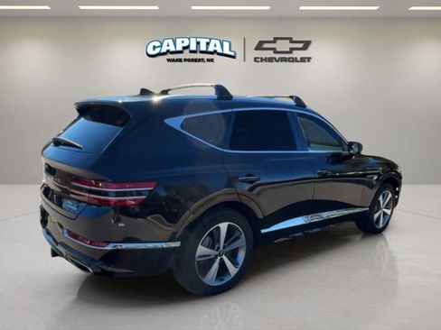 Used 2023 Genesis GV80 3.5T w/ Winter Weather Package image 5