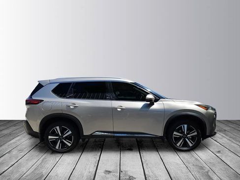 Used 2023 Nissan Rogue SL FWD image 6
