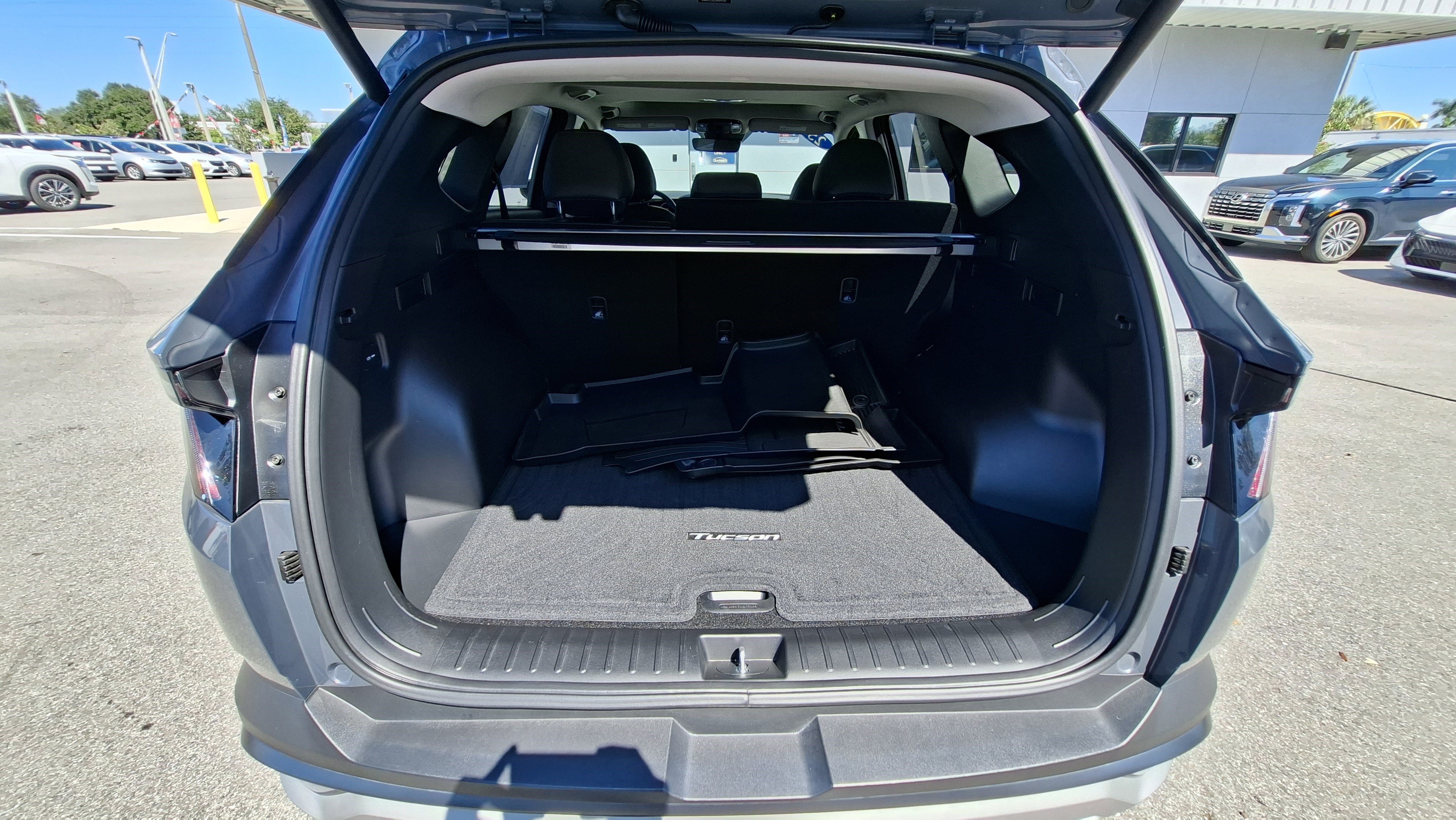 Used 2025 Hyundai Tucson SEL AWD/4WD image 21