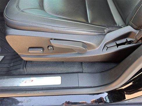 Used 2021 Chevrolet Colorado ZR2 image 17