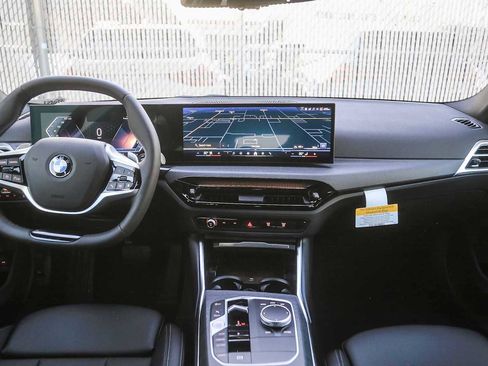 New 2026 BMW 330i Sedan w/ Convenience Package image 9