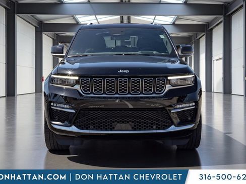Used 2022 Jeep Grand Cherokee Summit AWD/4WD image 31