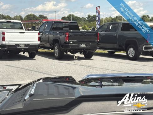 Used 2024 Chevrolet Silverado 2500 High Country w/ High Country Premium Package AWD/4WD image 29