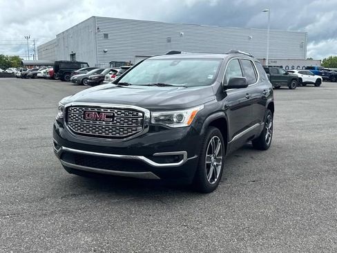 Used 2019 GMC Acadia Denali w/ Technology Package AWD/4WD image 16