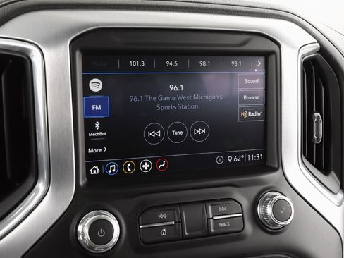 Used 2020 GMC Sierra 2500 SLE w/ SLE Value Package; image 24