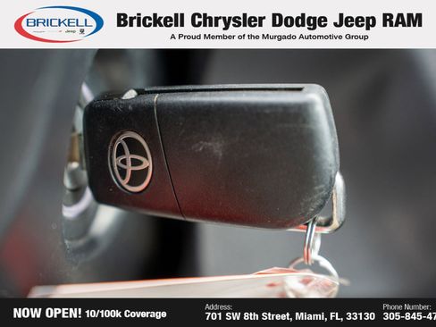 Used 2021 Toyota Camry SE image 31