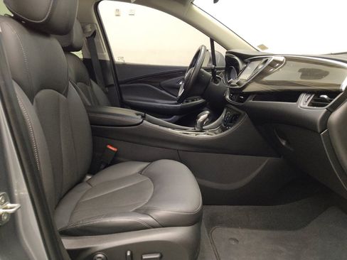 Used 2019 Buick Envision Essence image 21
