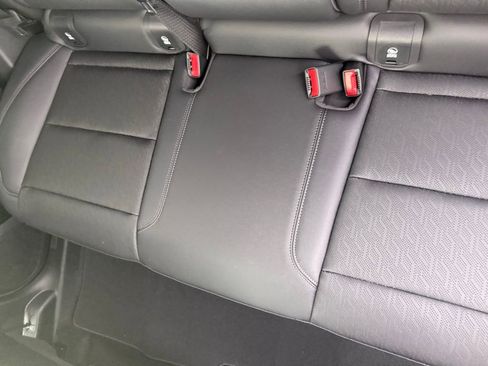 New 2026 Chevrolet Equinox LT w/ Convenience Package II image 33