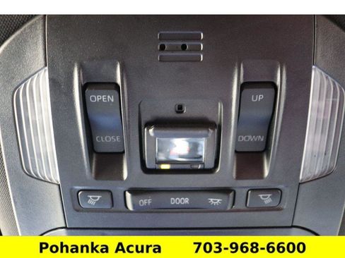 Used 2023 Toyota Highlander XSE AWD/4WD image 21