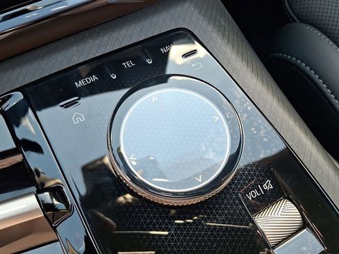 Certified 2025 BMW X3 xDrive30i w/ Convenience Package image 25