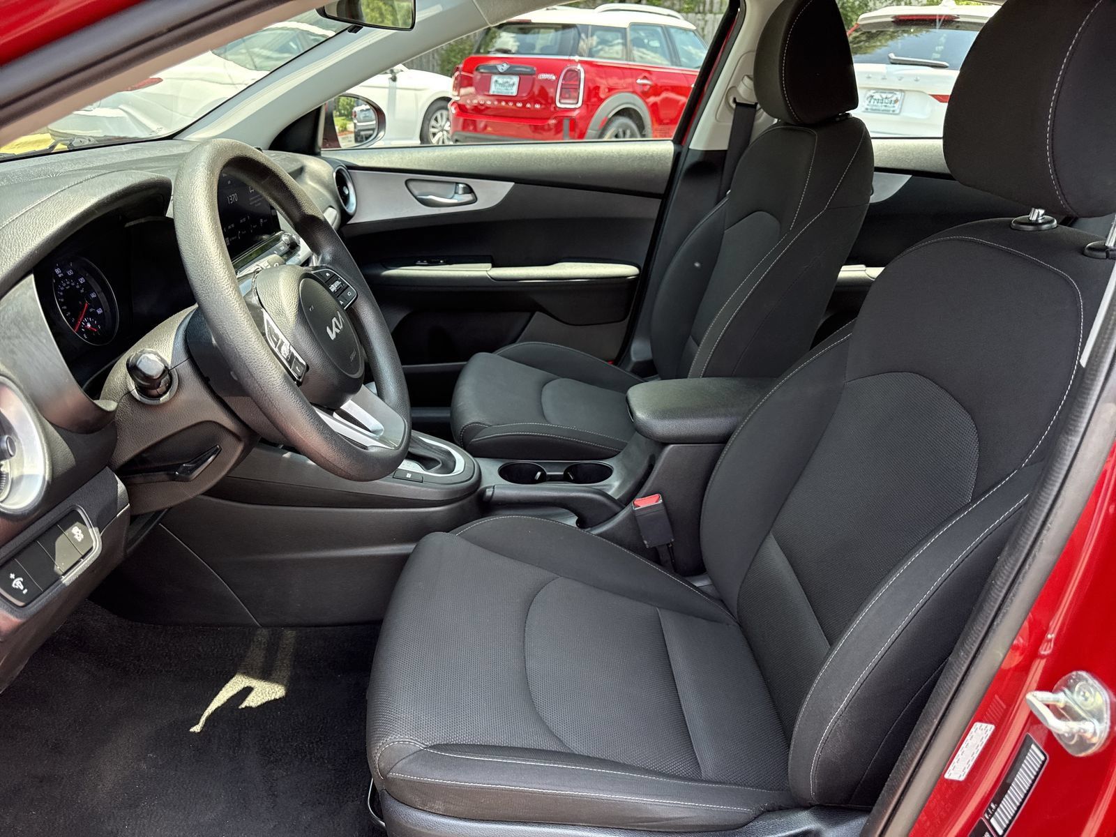 Used 2023 Kia Forte LXS FWD image 9