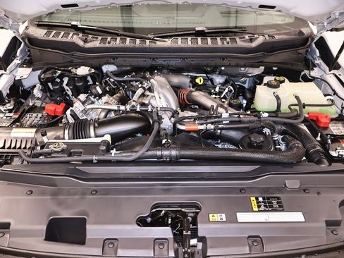 New 2026 Ford F450 Platinum w/ FX4 Off-Road Package image 38