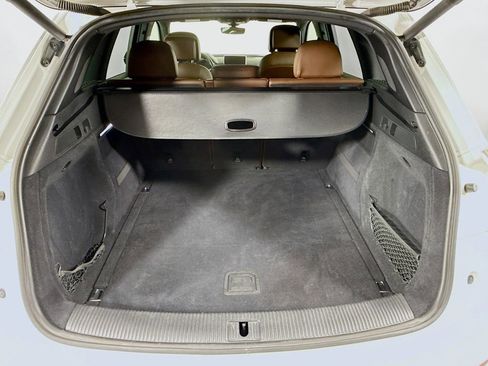 Used 2018 Audi Q5 2.0T Premium Plus w/ Premium Plus Package image 28