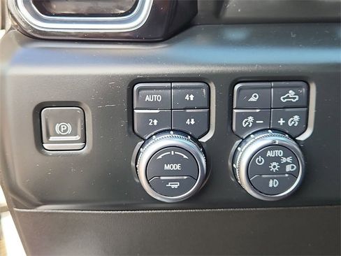 Certified 2022 GMC Sierra 1500 Denali Ultimate image 18