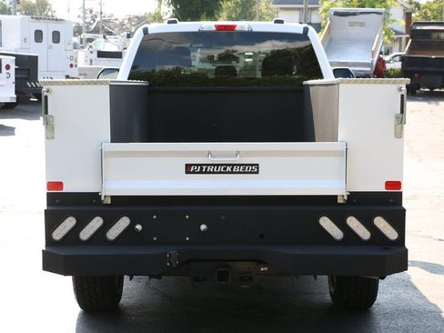 Used 2023 Ford F250 XLT AWD/4WD image 4