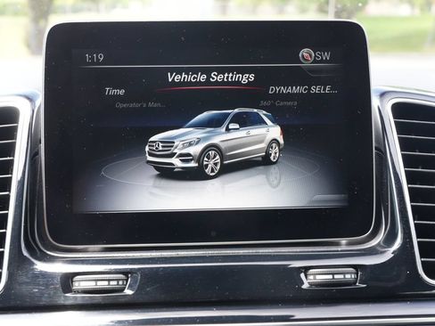 Used 2018 Mercedes-Benz GLE 350 4MATIC image 15
