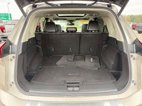 Used 2026 Nissan Rogue Platinum w/ Platinum Premium Package AWD/4WD image 8