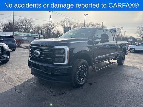 Used 2025 Ford F250 Platinum image 2