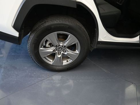 Certified 2024 Toyota RAV4 XLE image 20