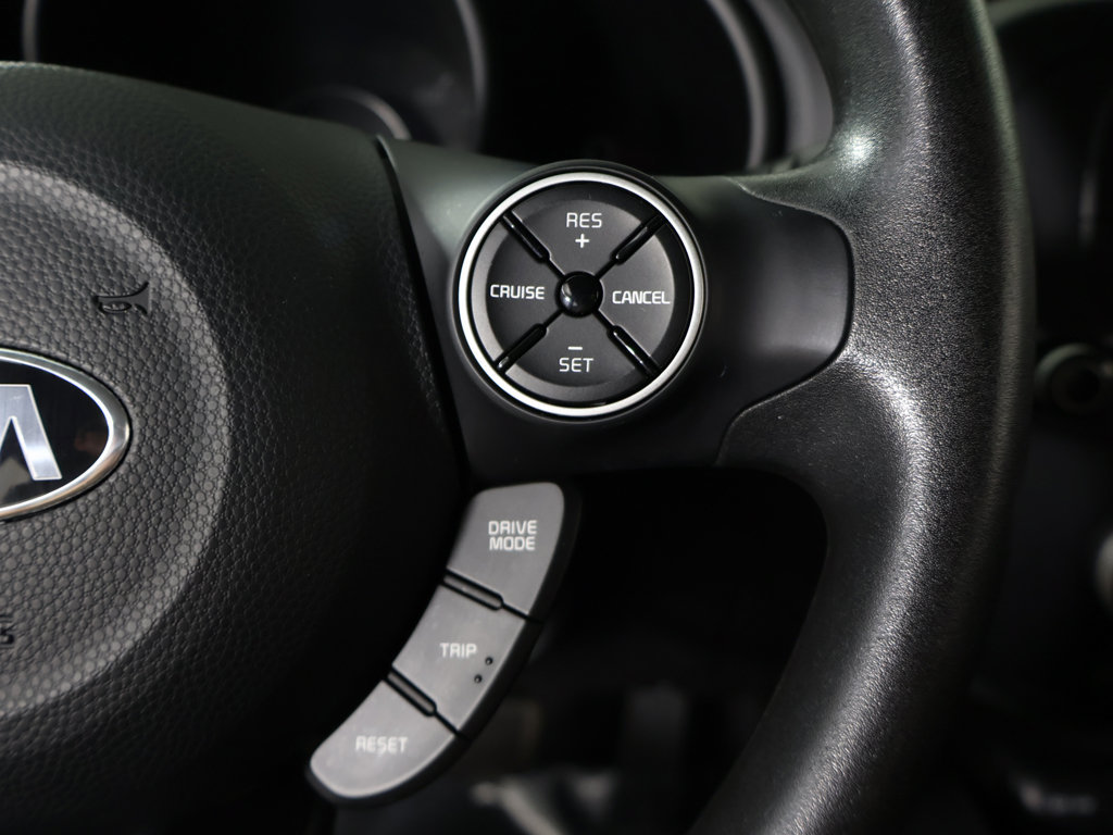 Used 2018 Kia Soul FWD image 34