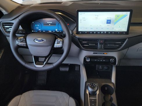 New 2024 Ford Escape SE w/ PHEV Premium Package FWD image 12