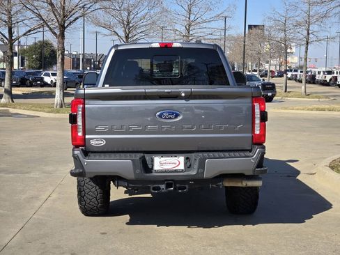 Used 2024 Ford F250 Lariat w/ FX4 Off-Road Package image 7