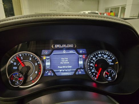 Used 2024 RAM 2500 Laramie image 27