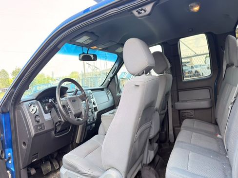 Used 2014 Ford F150 XLT w/ Equipment Group 302A Luxury AWD/4WD image 9