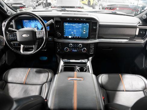Used 2023 Ford F350 Platinum w/ Tremor Off-Road Package AWD/4WD image 17