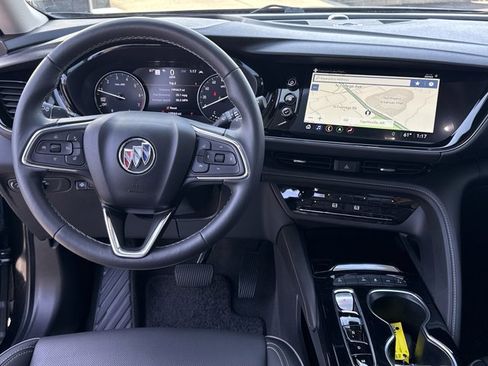 Used 2023 Buick Envision Avenir image 7