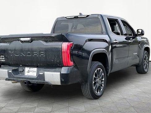 Used 2022 Toyota Tundra Limited image 5
