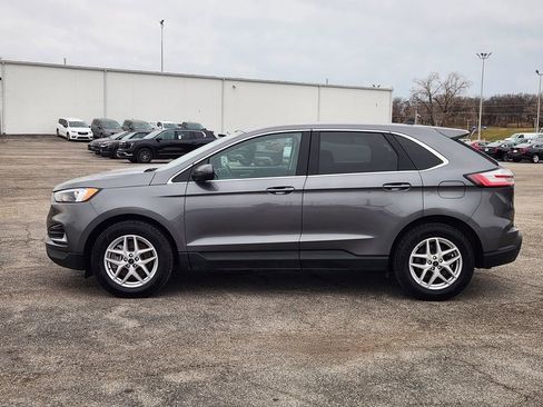 Used 2024 Ford Edge SEL image 4