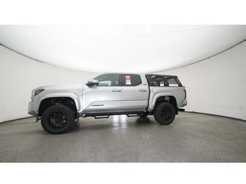 New 2025 Toyota Tacoma SR5 image 18