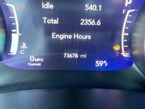 Used 2023 Chrysler Pacifica Touring-L FWD image 18