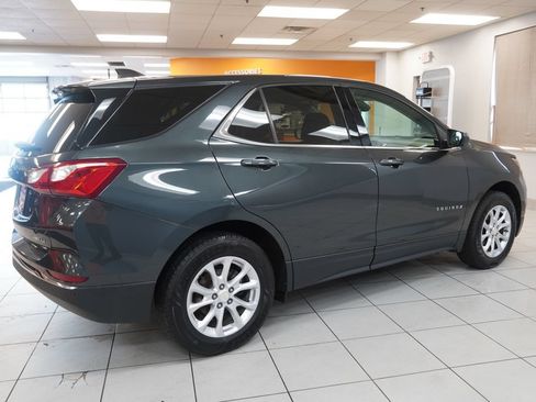 Used 2020 Chevrolet Equinox LT w/ Driver Convenience Package AWD/4WD image 13
