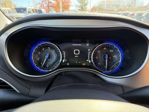 New 2026 Chrysler Pacifica Pinnacle FWD image 23