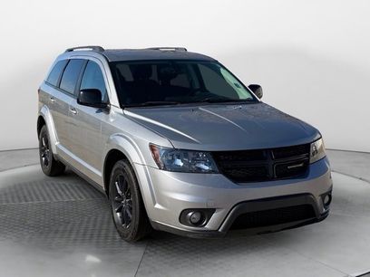 Used 2019 Dodge Journey SE w/ Blacktop Package