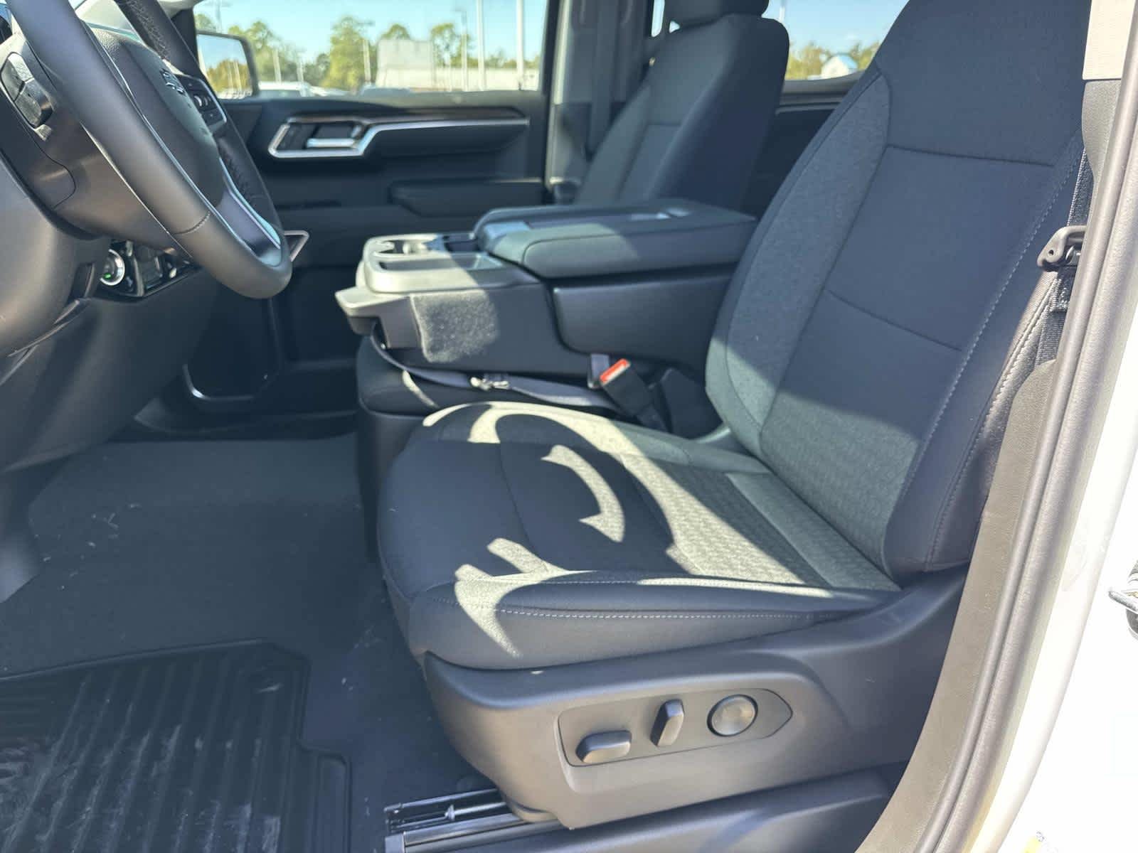 New 2026 Chevrolet Silverado 1500 RST AWD/4WD image 11