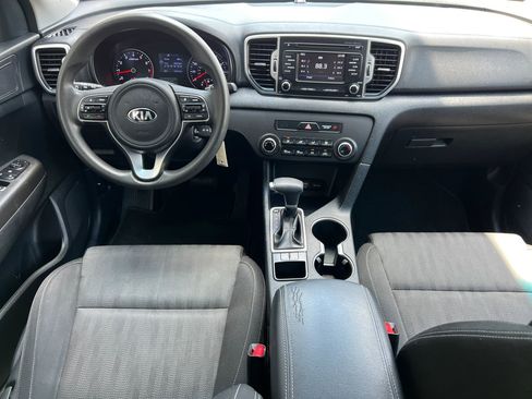 Used 2019 Kia Sportage LX image 16