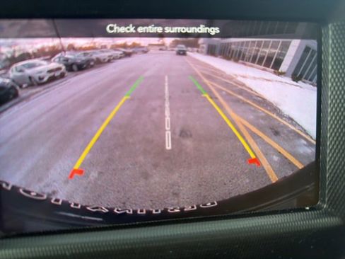 Used 2023 Jeep Wrangler Willys image 34