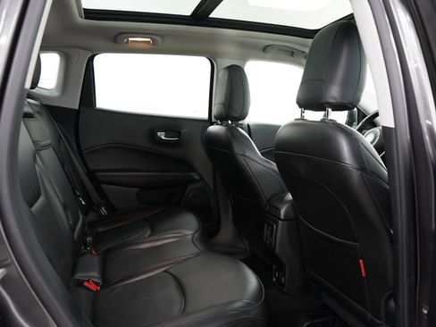Used 2020 Jeep Compass Trailhawk w/ Leather Interior Group AWD/4WD image 13
