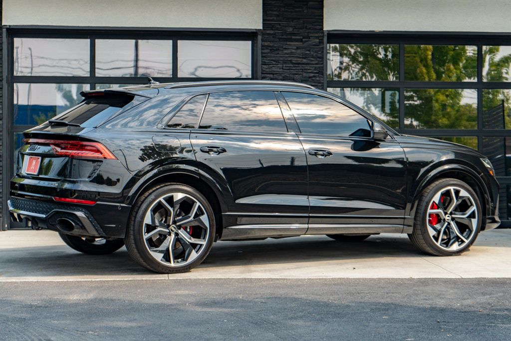 Used 2022 Audi RS Q8 AWD/4WD image 12