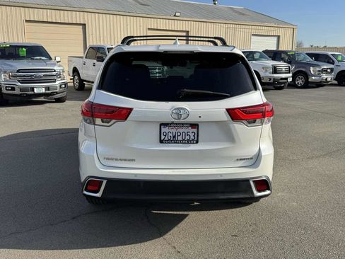 Used 2018 Toyota Highlander Limited image 50
