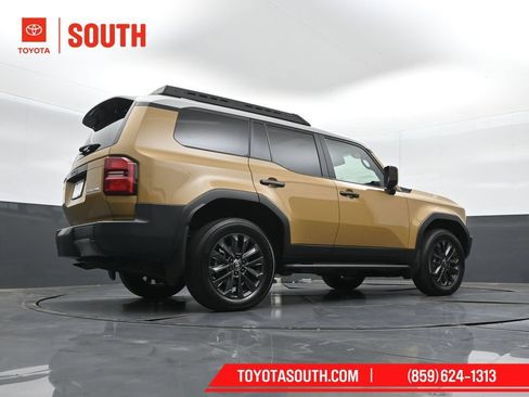 Used 2025 Toyota Land Cruiser w/ Premium Package AWD/4WD image 42