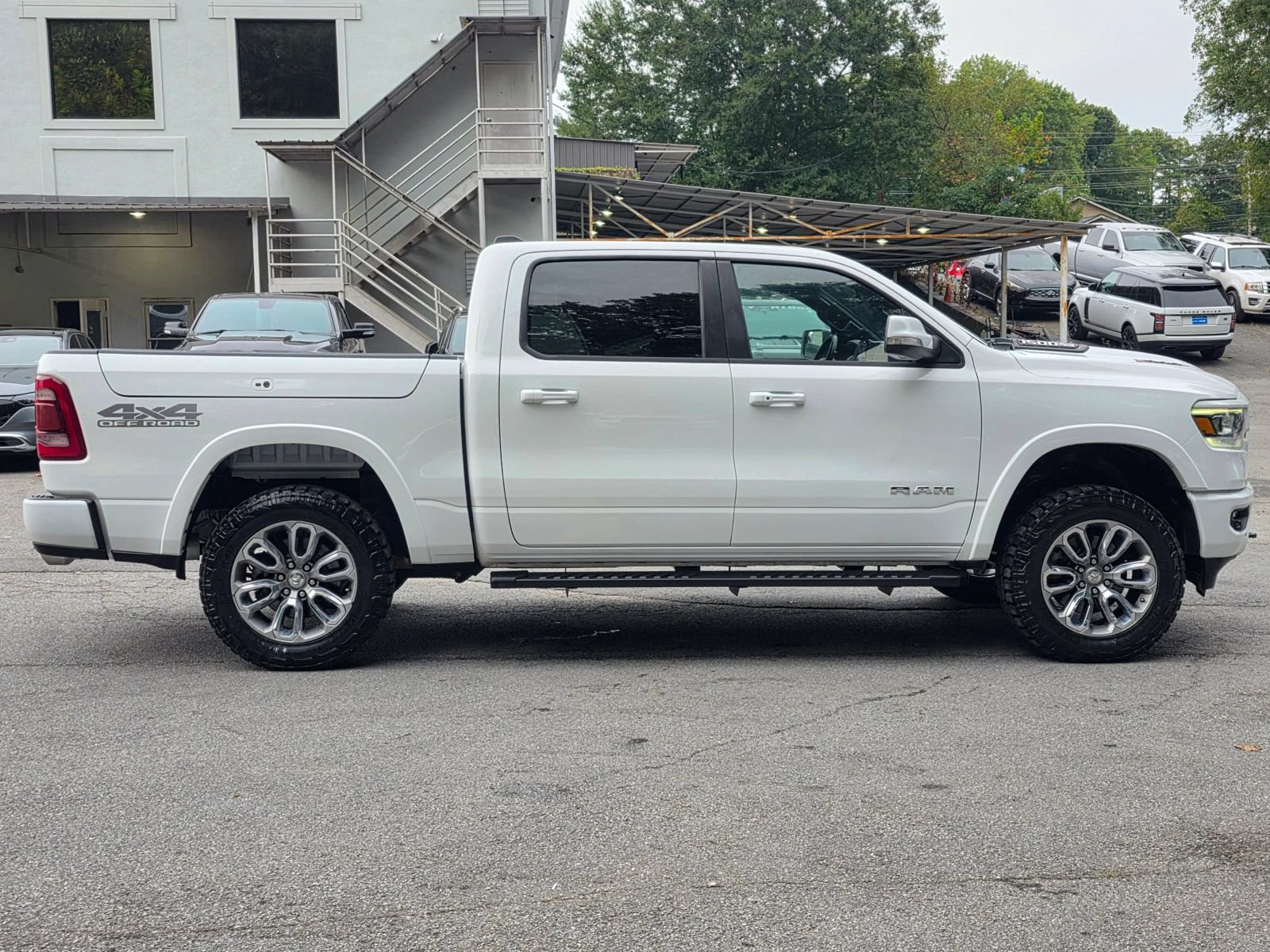 Used 2020 RAM 1500 Laramie w/ Sport Appearance Package AWD/4WD image 8